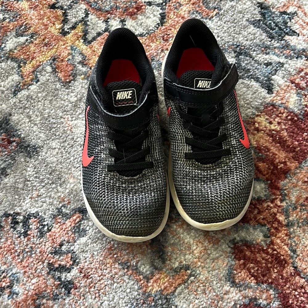 Nike Flex Run girls black and pink sneakers size 13c